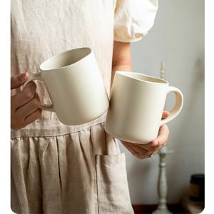 TEMU 빈티지 매트 세라믹 머그 2개 세트 - 450ml, 흰색에 검은 손잡이, 가정 및 사무실 사용에 완벽, 내구성 있고 스타일리시한 커피 컵, 커피 바 액세서리, 커피 머그 세트, 세라믹 머그 세트, 세라믹 컵, 가을 머그, 무적용 머그