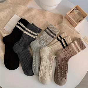 TEMU 여성용 중간 길이 두꺼운 따뜻한 양말 5켤레, 인스 트렌디 일본 스타일 대학 빈티지 케이블 긴 스타킹