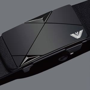 TEMU IRUV 남성용 PU 비즈니스 벨트 - 골드톤 H-링크 디자인 자동 버클, 골드톤 버클 & 로고가 있는 블랙 벨트, 내구성 & 통기성 좋은 드레스 팬츠, 정장, 청바지용 - 정장 & 캐주얼 복장, 남성에게 이상적인 선물 - 표준 벨트 사이즈 호환 (남성 패션 액세서리) - 스크래치 방지, 편안하고 안전한 착용감, 비즈니스 & 공식 행사에 적합 -