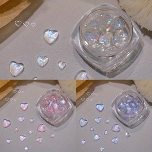 TEMU 네일 아트 장식을 위한 3D 오로라 러브 하트 나이 아트 참스, 투명한 하트 네일 아트 라인스톤 보석 3개