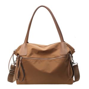 TEMU 여성용 어깨 가방 - 캐주얼 스타일, 가벼운 나일론, 조절 가능한 스트랩, 지퍼 잠금, 폴리에스터 안감, 검정색과 갈색 액센트, 쇼핑 및 일상 사용에 적합, 일상 가방 | 캐주얼 스타일 가방 | 내구성 있는 지퍼 잠금