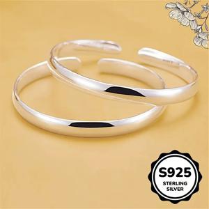 TEMU 2개 925 실버 오픈 팔찌 세트, 저자극성, 부드럽고 광택 있는 마감, 엘레강스, 친근함 – 모든 행사에 완벽한 선물, 크리스마스에 최고, 여성용 팔찌, 여성용 엘레강스 팔찌, 여성용 고품질 팔찌, 여자팔찌, 여성 팔찌, 뱅글팔찌 여성, 뱅글, 팔찌여성, 팔뚝팔찌