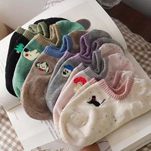 TEMU 여성용 만화 캐릭터 발목 양말 6켤레 - 미끄럼 방지 탄력 있는 리브 커프, 귀여운 동물 & 기발한 패턴, 봄/여름 캐주얼 착용을 위한 통기성 좋은 보트 양말, 부드러운 질감