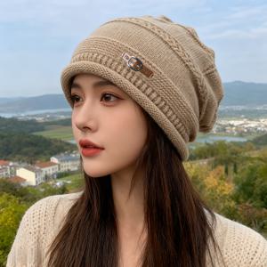 TEMU 1개 여성용 겨울 비니 모자, 탈부착 가능한 귀덮개 & 방풍 및 방한 기능, 신축성 있는 슬러치 핏, 스키, 스노보드, 새해용 - 휴일 및 일상 사용을 위한 부드럽고 따뜻한 모자 (손세탁 가능)