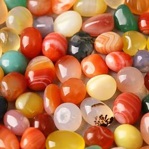 TEMU 크리스마스, 설날, 새해 장식용 혼합 색상 자갈 – 크리스마스 트리 화분, 새해 수선화 화분, 설날 꽃 화분에 완벽 – 따뜻한 휴일 분위기를 집에 더하세요 – 수족관 조경, 수경 식물 침대, 정원 길, 그리고 DIY 공예 프로젝트에 이상적|수경