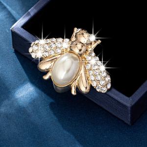 TEMU 우아한 벌 브로치 핀 - 대형 비즈가 있는 고급 벌 디자인, 골드 톤 메탈, 파티, 선물 및 일상복에 적합, 아연 합금, 구리 합금, |벌 브로치|골드 톤 메탈, 벌 주얼리