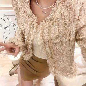 TEMU 여성 프렌치 시크 태슬 재킷 - 우아하고 브라운 컬러 블록 코트, 버튼 앞면 클로저가 있는 구조적인 짧은 길이, 올 시즌 활용 가능한 여성용 아우터, 시크 재킷, 세련된 스타일, 고품질 스티칭, 스타일리시 코트, 패션 애호가, 가을 여성 자켓, 여름자켓, 여성 가을 자켓, 우아한 여성의류, 여성 자켓, 후드집업|반팔