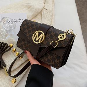 TEMU 캐주얼한 클래식 편지 무늬 미니 숄더 백, 질감 있는 플랩 편지 버클 장식 크로스바디 지갑