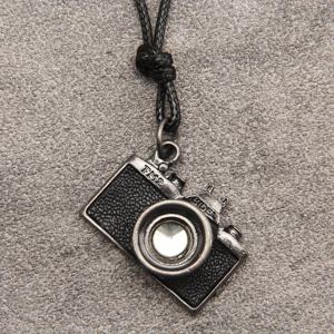 TEMU 1개 패션 레트로 인조 가죽 카메라 펜던트 긴 목걸이 남녀공용, 일상 데이트 액세서리, 힙합 트렌디 목장식, 무대 공연, 촬영, 의상 소품, 남자친구, , 친구, 생일 선물, 크리스마스 및 새해 선물용|남자목걸이