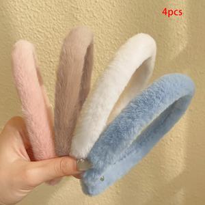 TEMU 여성용 4개 세트 달콤한 플러시 헤어밴드 - 베이지, 화이트, 핑크 색상의 부드럽고 포근한 헤어 액세서리, 가을 & 겨울, 발렌타인데이 선물, 일상 스타일 또는 특별한 날에 완벽, 귀여운 헤어 액세서리, 크리스마스에 가장 적합, 추수감사절에 완벽