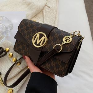 TEMU 클래식 레트로 여성용 크로스바디 숄더백 - 니치 문자 'M' 프린트, 조절 가능한 골드톤 체인 스트랩 & 지퍼 클로저, 커피 브라운, 일상 및 저녁 파티용 빈티지 퍼스
