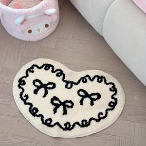 TEMU 1pc 만화 하트 모양의 불규칙한 영역 매트 - 10mm 부드러운 소프트 폴리에스터 및 고무 혼합물, 기계 세척 가능, 4가지 색상 (검정/흰색/파랑/빨강) 거실, 침실, 욕실, 입구 - 휴일 장식, 크리스마스, 할로윈, 추수감사절, 졸업, 유니테인, 입구 장식 | 재미있는 홈 데코 | 기계 세척 가능 매트, 거실용 러그
