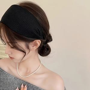 TEMU 여성용 레트로 헤어밴드 - 미끄럼 방지 넓은 스트랩, 업두 & 포니테일, 번용 - 일상 및 정장 이벤트용 - 안전한 고정과 자연스러운 룩을 위한 헤어 액세서리, 텍스처 디자인, 내구성 있는 구조, 패션 애호가용, 포니테일 홀더, 빈티지 스타일, 튼튼한 웨딩 헤어스타일 지원, 고품질 소재, 패션 사랑하는 여성용