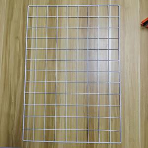 TEMU 1개 화이트 와이어 메쉬 벽 그리드 정리대 - 플로팅 선반 포함, 헤비듀티 철제 프레임 & 메쉬 패널, 공간 절약형 선반 유닛 (홈, 오피스, 기숙사용) - 다중 구획 수납 디스플레이 보드 (화이트 메쉬 패널 호환) - 사진, 식물, 책 정리용 견고한 선반 시스템 - 접착/나사 장착 옵션으로 쉬운 설치 - 클래식 모던 디자인