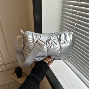 TEMU 1개의 퀼팅 나일론 숄더백 (부드러운 충전재 포함) - 캐주얼 단색 크로스바디 백 (지퍼 잠금 장치, 폴리에스터 안감, 손세탁 가능) - 가을과 겨울을 위한 다기능 따뜻한 패션 액세서리