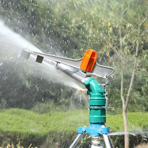 TEMU 원격 스윙 암 스프레이 건 - 조절 가능한 360° 3-in-1 물리 시스템, 농장, 초원, 목초지 및 조경을 위한 알루미늄 합금, 토양에 물을 균일하게 뿌리며 내구성과 신뢰성을 보장하는, 효율적인 물 분배, 편안한 손잡이 디자인, 강건한 구조|물총