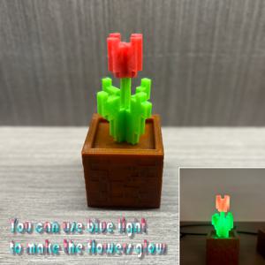 TEMU 픽셀 아트 튤립 꽃 조각상 - 블록 픽셀 선샤인 미니 데스크탑 장식 (7.5cm) - 8비트 레트로 졸업, 베프 & 커플 선물 - 학생 게이머를 위한 해소 장식품, 생동감 넘치는 레드/그린