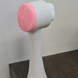 TEMU 3D 듀얼 실리콘 페이스 브러쉬 - 부드러운 솔, 양면 디자인으로 딥 클렌징 & 라이트 베이지 케어를 위한 수동 각질 제거 & 마사지 페이셜 클렌저, 모든 라이트 베이지 피부 타입에 이상적인 욕실 선물, 페이셜 클렌저, 도구, 모던