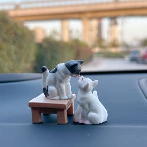 TEMU 창의적이고 귀여운 고양이 키스 화이트 고양이 세트의 작은 장식, 자동차 내부 장식 장식, 데이 선물, 시뮬레이션 동물 액세서리