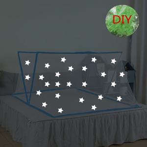 TEMU 단독 또는 이중 침대용 야광 별 모양 모기장 - 접이식, 설치 불필요, 검은색 메쉬와 별 디자인, 부분 청소만 가능