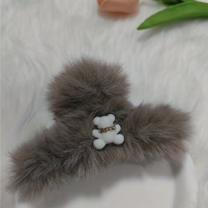 TEMU 1개-3개 세트 가을/겨울 패션 퍼지 헤어 클립, 여성 전용 대형 샤크 클립 뒷머리 핀, 겸용 목욕 & 외출 헤어 클립, 우아하고 다용도 여성 헤어 액세서리