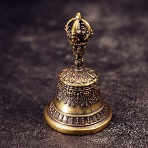 TEMU 빈티지 앤틱 브론즈 벨 - 배터리 필요 없음, 클래식 로마스 패턴의 우아한 앤틱 장식, 집, 사무실, 레스토랑, 결혼식 또는 집들이 선물용 - 내구성 있는 금속 마감, 사무실 장식, 클래식 디자인, 복잡한 디테일, 장식품, 인테리어 , 미니어처 벨, 실내 바람종, 벨 장식, 벨 걸이, 도어벨