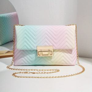TEMU 웨이브 퀼팅 크로스바디 가방, 유행하는 체인 숄더백, 여성용 턴 락 플랩 스퀘어 지갑