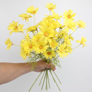 TEMU 5/10/20개 인공 꽃, 5개 머리 더치 국화 꽃, 페르시아 데이지 핸드헬드 부케, 웨딩 신부 약혼 샤워 학사 생일 기념일 파티 용품, 야외 정원 마당 장식, 홈 데코, 룸 데코