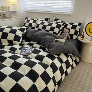 TEMU 4pcs 퀼트 세트 (1 퀼트 커버 + 1 침구 + 2 베개커버, 퀼트 코어 제외), 블랙 앤 화이트 플레드 프린트 침구 세트, 부드럽고 편안한 4계절 퀼트 커버, 침실 및 게스트 룸에 적합
