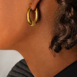 TEMU AIVEO 여성용 저자극성 18K 골드 도금 스테인리스 스틸 귀걸이 - 변색 방지 민감한 라이트 베이지 주얼리, 일상, 파티 및 어머니날 선물용 우아한 스터드, 민감한 귀를 위한 내구성 있고 편안한 귀 액세서리