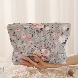 TEMU 【여행 필수품】 플로랄 코듀로이 메이크업 백 – 가벼우면서 다용도 화장품 정리함, 핑크 & 그레이 플로랄 패턴, 골드 지퍼 및 안감, 이동 중인 소녀들에게 완벽한 화장품 여행 가방