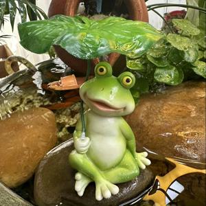 TEMU 【휴일 기분】연꽃 잎 우산을 든 매력적인 수지 개구리 - 물 속 돌 위의 녹색 개구리, 어항, 홈 데코 및 야외 정원 장식에 완벽함, 개구리 정원 장식