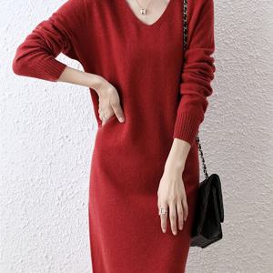 TEMU 여성용 우아한 프렌치 스타일 V넥 무릎길이 드레스 - 솔리드 컬러 스웨터 드레스, 세탁기 사용 가능한 겨울 드레스, 교회 또는 세미 포멀 이벤트용 - 포근한 가을 겨울 아웃핏