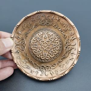 TEMU 1개 빈티지 플로럴 메탈 장식 트레이 - 기하학적 패턴, 광택 마감, 아로마테라피, 캔들, 티컵을 위한 다목적 장식 - 결혼식, 휴일 테이블 장식, 성 패트릭 데이, 하누카, 추수감사절, 라마단, 데이에 이상적 - 전기 또는 배터리 필요 없음