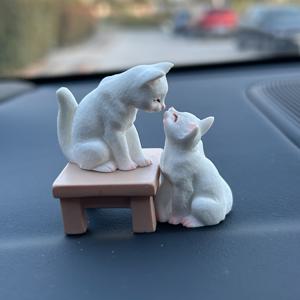 TEMU 창의적이고 귀여운 고양이 키스 화이트 고양이 세트의 작은 장식, 자동차 내부 장식 장식, 데이 선물, 시뮬레이션 동물 액세서리
