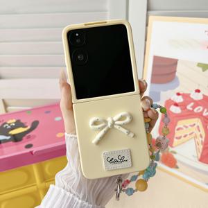 TEMU 스타일리시하고 심플한 라이트 베이지 리본+귀여운 핸드헬드 숏 로프 폰 케이스, 삼성 Z FLIP 7 / Z FLIP 6 / Z FLIP 5 / Z FLIP 4 / Z FLIP 3 호환 완전 방수 내구성 휴대폰 보호 케이스