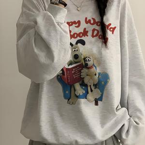 TEMU 여성용 Y2K 한국식 북 테마 오버사이즈 스웨트셔츠 - 해피 워드 북 데이 & 강아지 프린트, 회색 루즈핏 스웨터, 책 애호가를 위한 포근한 가을 겨울 캐주얼 스웨터 (흰색 베이스에 빨간 글자)
