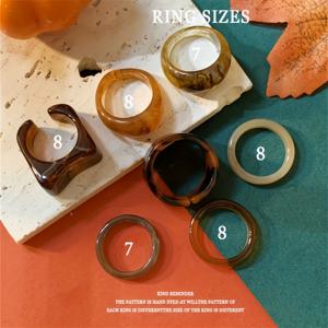 TEMU 913-[패션 7피스 반지 세트] 레진 반지 7피스 세트 (반지 사이즈는 0.1Cm로 다릅니다) 반지 패턴은 손으로 염색되었기 때문에 각 하나는 다릅니다. 염색 공정으로 인해 각 배치당 약간의 색상 차이가 있을 수 있으며 이는 정상적인 현상입니다. 30-1