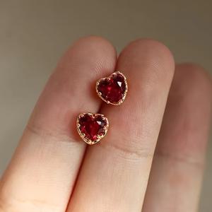 TEMU 크리에이티브 925 실버 클래식 패션 피치 하트 항알러지 스터드 귀걸이 여성용 주얼리