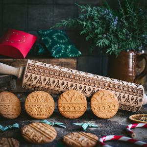 TEMU 목재 크리스마스 롤링핀, 순록 & 눈꽃 엠보서 포함 - 휴일 쿠키, 피자, 파이 반죽에 완벽 - 할로윈, 성 패트릭의 날, 부활절, 추수감사절, 크리스마스 프린트, 쿠키에 이상적인 주방 가제트