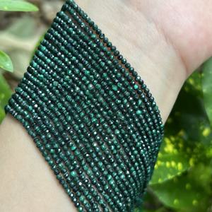 TEMU 200개 정도의 2mm 광택이 있는 말라킷 자연석 비즈 - 반짝이는 다면체 원형 느슨한 스페이서 비즈, 독특한 녹색 질감과 고급 질감, 9월 출생석, DIY 보석 만들기, 팔찌 및 목걸이, 휴대폰 체인 수제 재료, 세인트 패트릭의 날, 어머니의 날, 지구의 날 및 많은 장식 및 선물에 적합합니다.