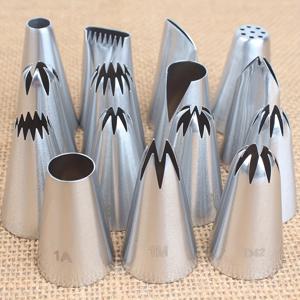 TEMU 15개 스테인리스 스틸 파이핑 노즐 세트 - 컵케이크, 쿠키, 페이스트리용 전문 케이크 장식 팁 - #1M, 2D, 1A, 4B, 6B, 112, 580 디자인 포함