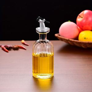 TEMU 1개 고급 보로실리케이트 유리 오일 디스펜서 병 - 수직 줄무늬 디자인, 냉장고 안전, PVC 프리, 주방 및 식당에 이상적, 양념 및 식초 용기, 블랙 노즐, 쉬운 붓기용 투명 오일 병, 양념 보관 | 우아한 유리 병 | 내구성 있는 유리 병