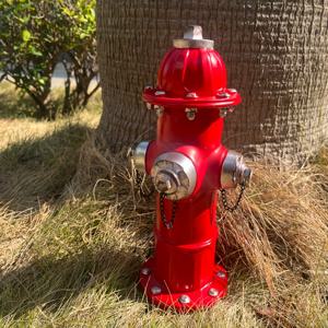 TEMU 1개 생동감 있는 레드 레진 소방관 조각상, 크롬 도금 악센트 및 금속 체인 - 정원, 파티오, 잔디를 위한 독립형 야외 장식 - 이상적인 크리스마스 선물