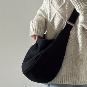 TEMU 여성용 경량 만두 가방 - 조절 가능한 와이드 스트랩, 대용량 크로스바디 숄더백 지퍼 클로저, 캐주얼 컬리지 스타일 일상 사용용, 베이지/블랙