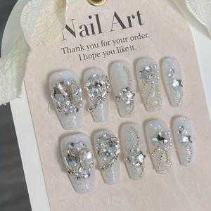 TEMU 수제 긴 발레 모양의 꿈결 같은 요정 매니큐어 10개 세트, 별처럼 빛나는 은빛 배경과 손끝에 우주가 응축된 듯한 느낌, 네일 러빙 및 젤리 글루 포함