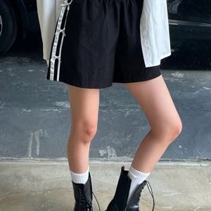 TEMU 여성용 여름 캐주얼 고양이 귀 핫팬츠 - 사이드 타이 브레드 디테일 - 블랙 단색 비스툴 재질, 정상 핏, 캐주얼 의상에 완벽함, 여름 캐주얼 의상 | 트렌디 핫팬츠 | 폴리에스터 짧은