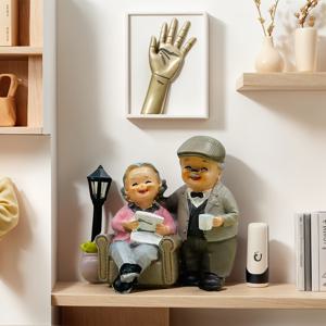 TEMU 1pc 매력적인 노인 커플 조각품 - 레진, 전원 필요 없음, 결혼식 장식에 완벽함, 실내 및 실외 디스플레이, 거실, 침실, 사무실, 아버지의 날, 어머니의 날, 부활절, 추수감사절, 실내 장식에 이상적입니다. 세부적인 공예 기술