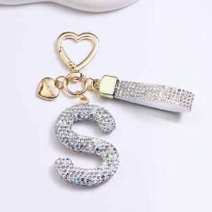 TEMU Meilibaby 반짝이는 라인스톤 이니셜 키체인 - 골든 하트 모양 레진 & 합금 참, 엄마, 여자친구를 위한 우아한 선물, 여성용 이니셜 키체인, 우아한 키링, 가방용 키체인|가방|키링