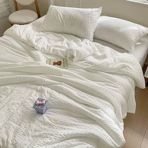 TEMU 4계절용 유니버설 얇은 이불, 버블 야른 여름 담요, 고품질 폴리에스터 원단과 마이크로파이버 충전재, 연한 베이지 색상 - 편안하고 , 침실·호텔·게스트룸 등에 적합, 1개 (베개커버 미포함)